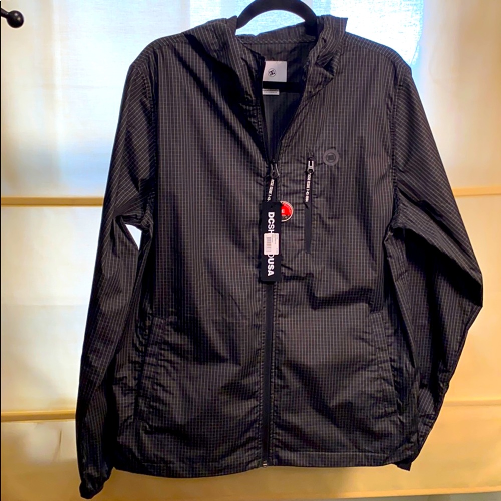 NWT men’s DC rain jacket
